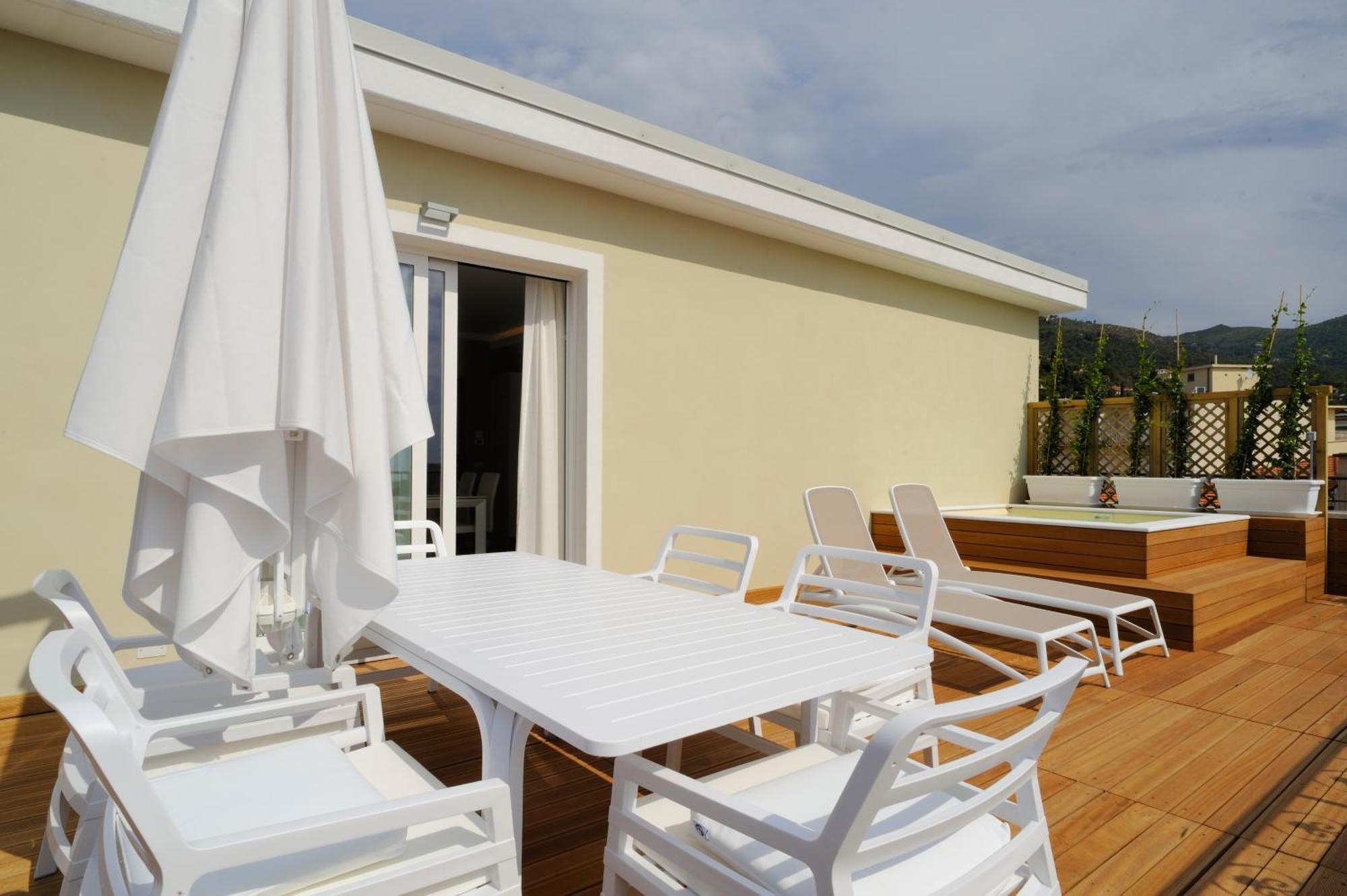Residence San Marco Suites&Apartments Alassio Værelse billede