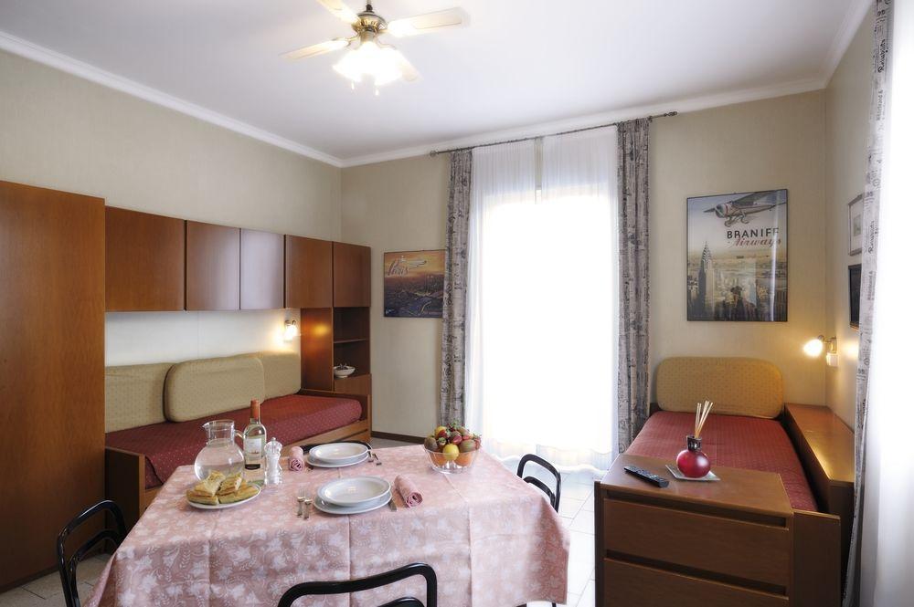 Residence San Marco Suites&Apartments Alassio Eksteriør billede