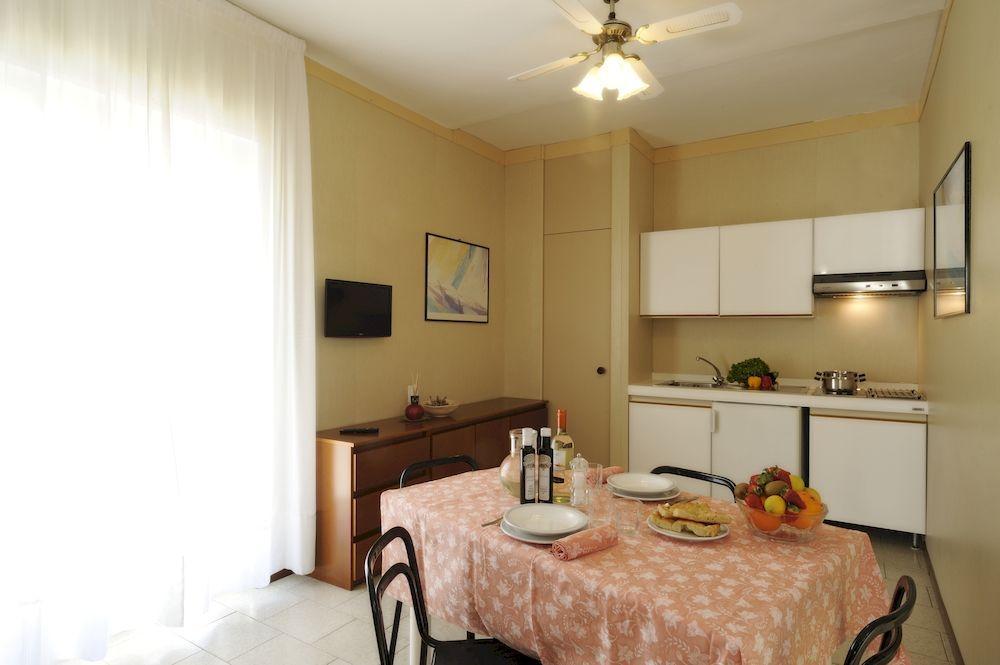 Residence San Marco Suites&Apartments Alassio Eksteriør billede