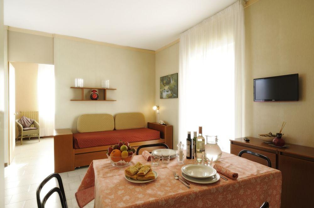 Residence San Marco Suites&Apartments Alassio Eksteriør billede