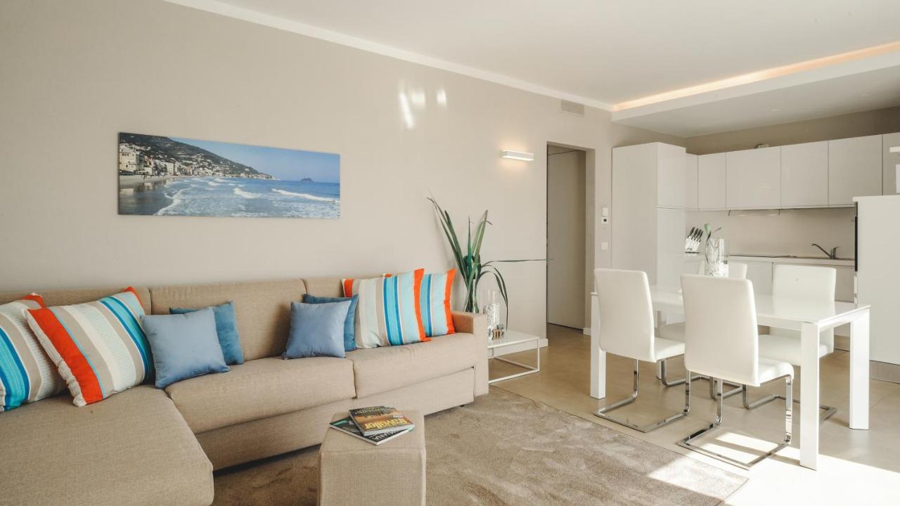 Residence San Marco Suites&Apartments Alassio Eksteriør billede
